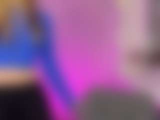 Kira's Live Sex Cam Show