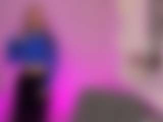 Kira's Live Sex Cam Show
