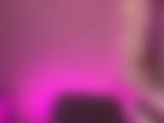 Kira's Live Sex Cam Show
