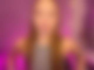 Kira's Live Sex Cam Show