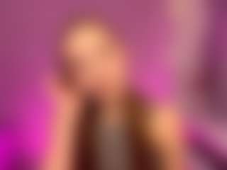 Kira's Live Sex Cam Show