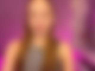 Kira's Live Sex Cam Show