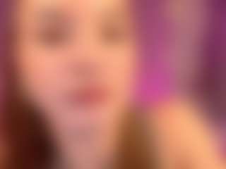 Kira's Live Sex Cam Show