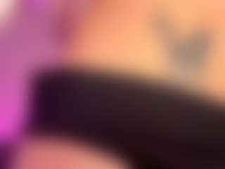 Kira's Live Sex Cam Show