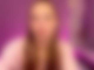 Kira's Live Sex Cam Show