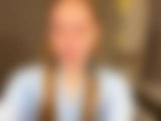 Kira's Live Sex Cam Show