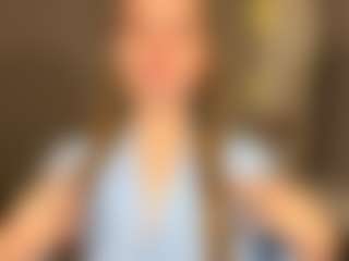 Kira's Live Sex Cam Show