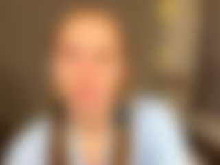 Kira's Live Sex Cam Show