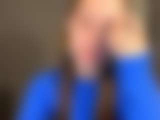 Kira's Live Sex Cam Show