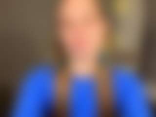 Kira's Live Sex Cam Show