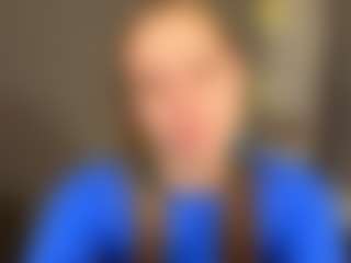 Kira's Live Sex Cam Show