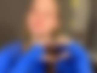 Kira's Live Sex Cam Show