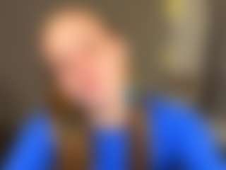 Kira's Live Sex Cam Show
