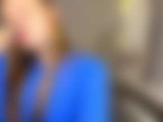Kira's Live Sex Cam Show