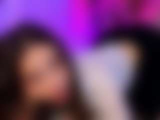 Live cam show with EsmeWards - New Teen (18+) on CamClone