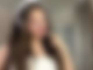 Live cam show with Julia - New Big Tits on CamwithHer