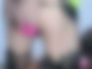Live cam show with SissyKarla420 - Brown Eyes on Dare Cams