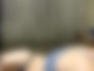 KiraLuxe1's Live Sex Cam Show