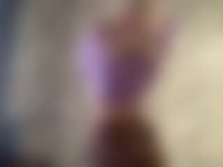 Live cam show with LuzBatlis - Nipple Piercings on xxxlivecams.org