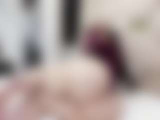 victoriarosseSyS MILF webcam performer live streaming