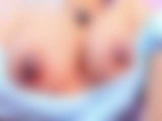 Live cam show with sofiia - Petite on Camsoda