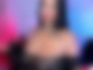 Live cam show with Danna - Latina on Uber Horny
