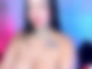 Live cam show with Danna - Middle Aged on livesuperchat.net