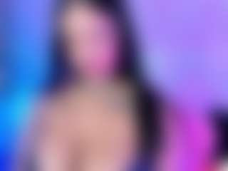 Live cam show with Danna - Shaved Pussy Teen (18+) on SinfulBabes