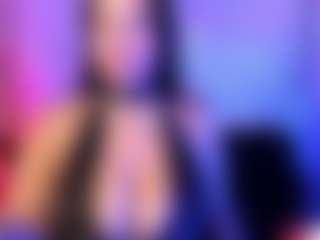 Live cam show with Danna - BBW HD on googirlz