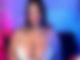 Live cam show with Danna - Middle Aged on googirlz