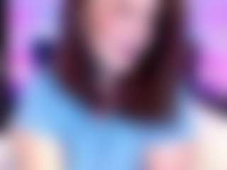 Live cam show with Crystal Cream - Smooth on Hubzter Live