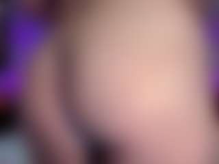 Crystal Cream's Live Sex Cam Show