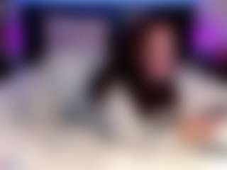 Live cam show with Crystal Cream - Wet on Camsoda