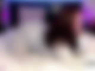 Live cam show with Crystal Cream - Queen on Camiplay Live