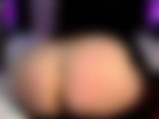 Crystal Cream's Live Sex Cam Show