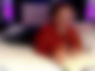 Live cam show with Crystal Cream - Thick on live18s.com