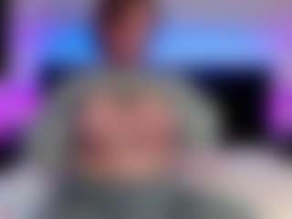 Live cam show with Crystal Cream - Twitter on Fling VIP Chat