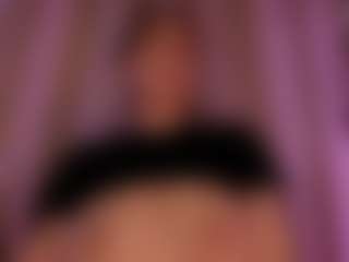 Live cam show with solangell - Brown Eyes Red Hair on studioflirtlive.com