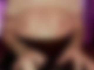 solangell MILF webcam performer live streaming
