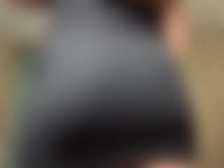 Live cam show with LurlineChalmers - Athletic Brown Eyes on CamClone