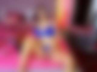Live cam show with RositaRae - Blowjob on liverealitysex.com