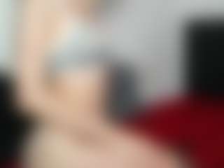 cloehoney's Live Sex Cam Show