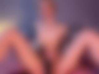 Live cam show with ManyYauger - Small Tits on Camsoda