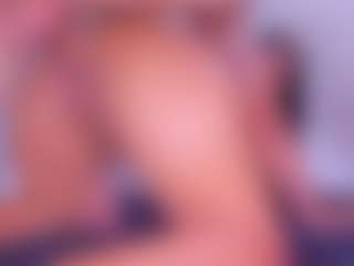 MartinaBloom's Live Sex Cam Show