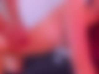 LAURA BLOND's Live Sex Cam Show