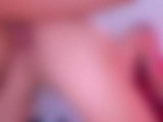 LAURA BLOND's Live Sex Cam Show