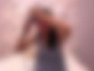Live cam show with JennellStatz - Facial Piercings on CamClone