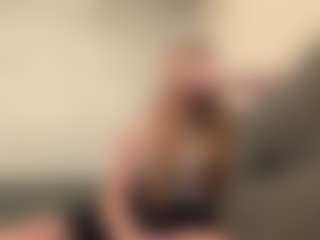 Live cam show with Melani - Handjob on Dare Cams