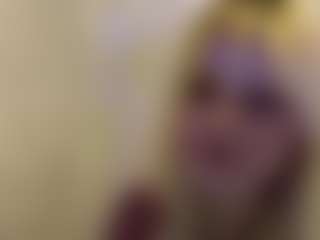Live cam show with KellyeAgni - New Small Tits on Camsoda