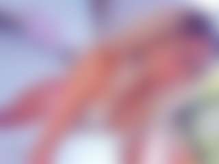 Live cam show with ANIE - Athletic Small Tits on AdultVida.com